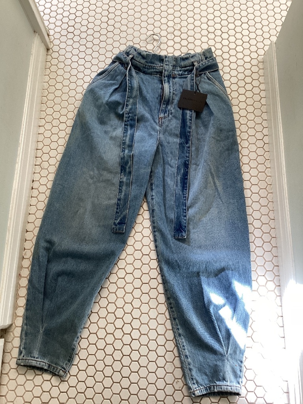 RED Valentino Blue BAGGY pleated tie waist jeans size 42